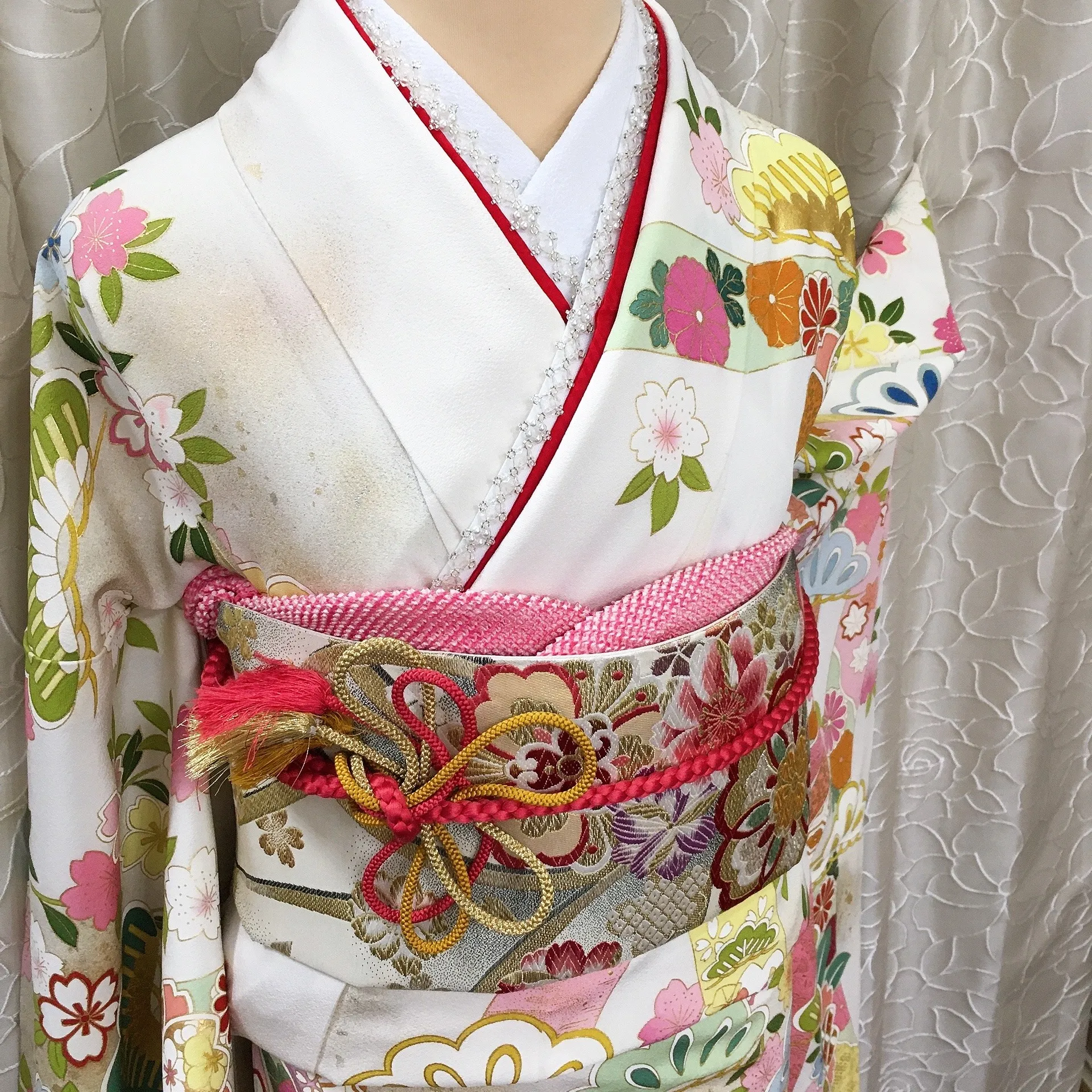 成人式にふさわしいレンタル着物の魅力